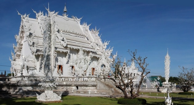 Panorama of Wat Rong Khun