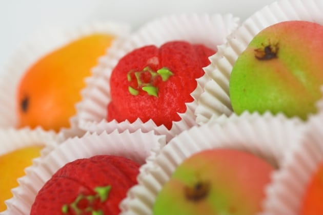 Fruit-shaped marzipan Fruit-shaped marzipan
