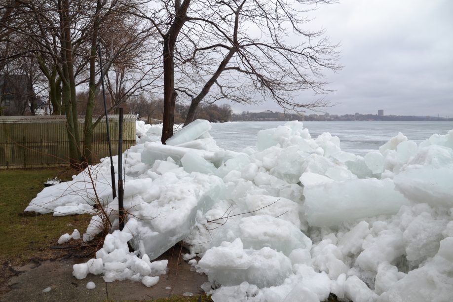 Ice shove