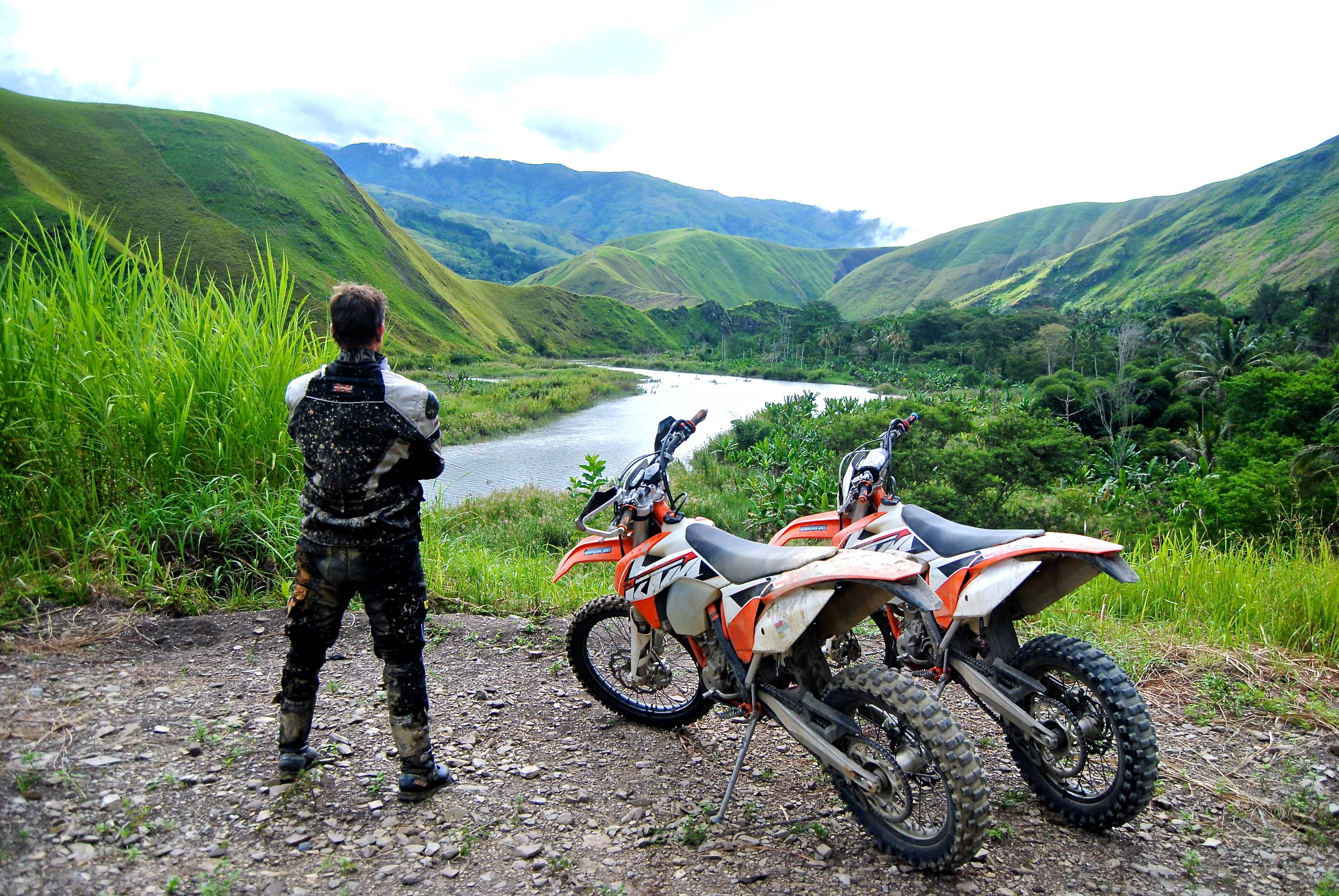 A Motorbiker's Guide to PNG