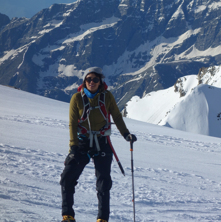 DI_Gallery_Hiking_in_Snow_02