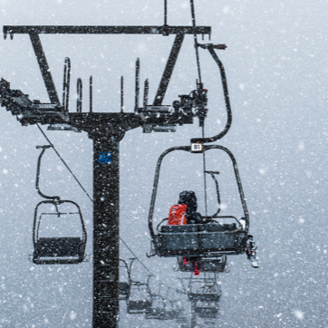 DI_POW_Gallery_ski_lift
