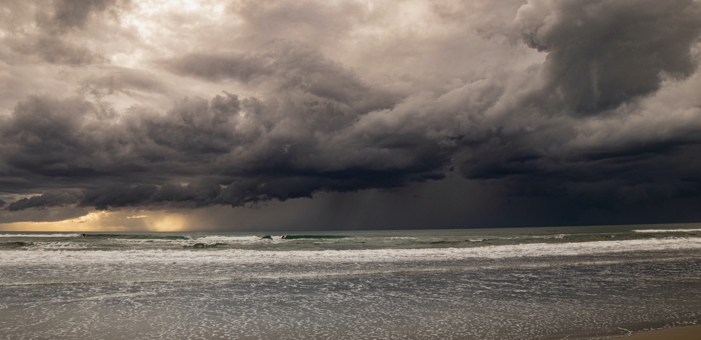 DI_ROTS_Grey_clouds_over_Sea_01
