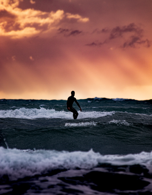 DI_ROTS_Surfer_Low_Sun_02