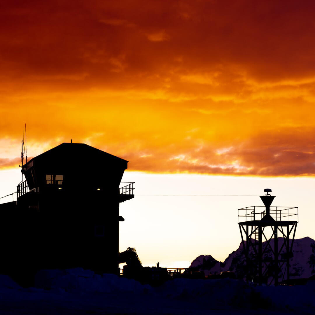 Sunset behind the tower (Large)