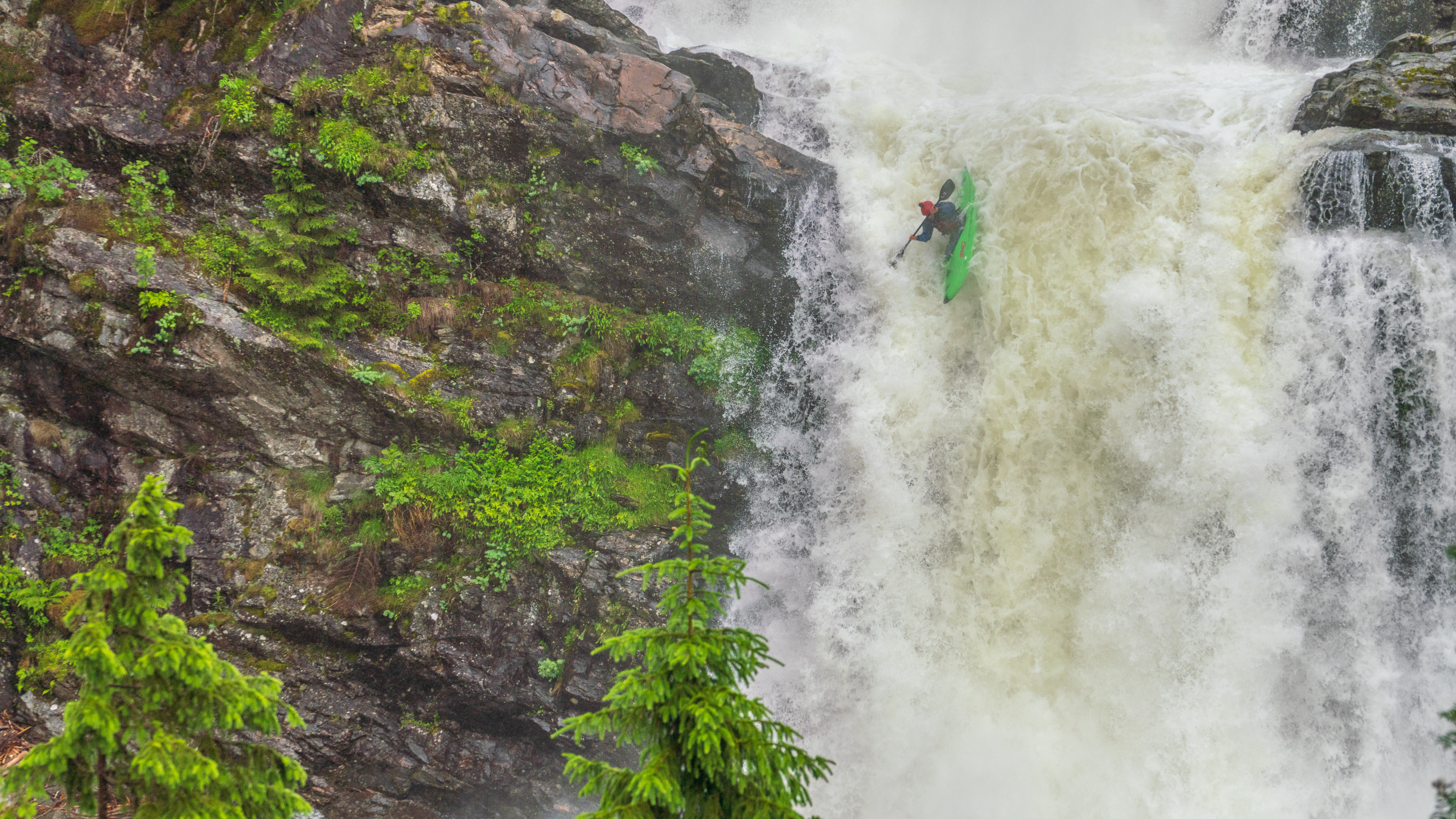 2019_KalobGrady_Norway_DoubleDrop_AdrianMattern_DSC00251
