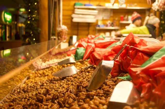 Picture shows a warm stall selling roasted chestnuts at Birmingham Christmas Market UK